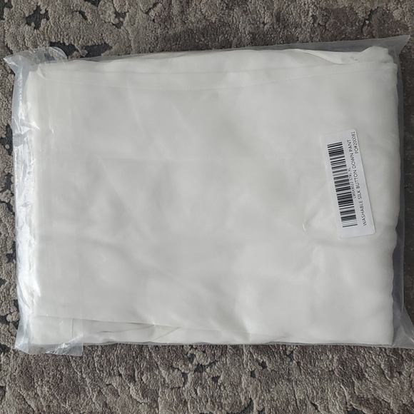 Lunya Washable Silk Button Down Pant Set NEW - Picture 4 of 4